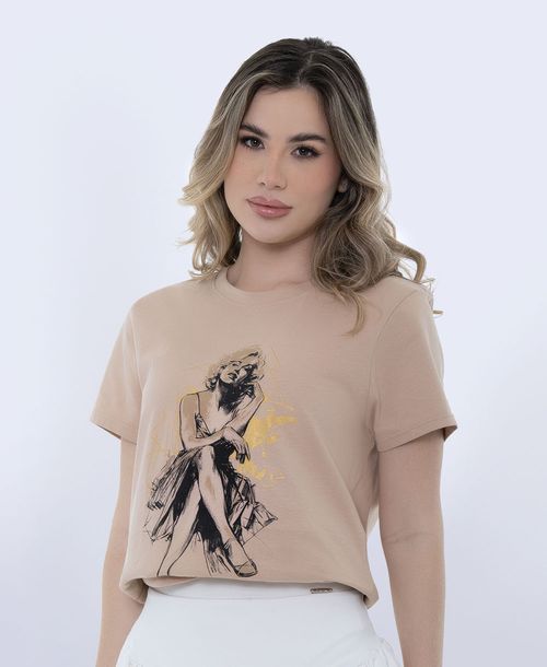 Camiseta camel estampada